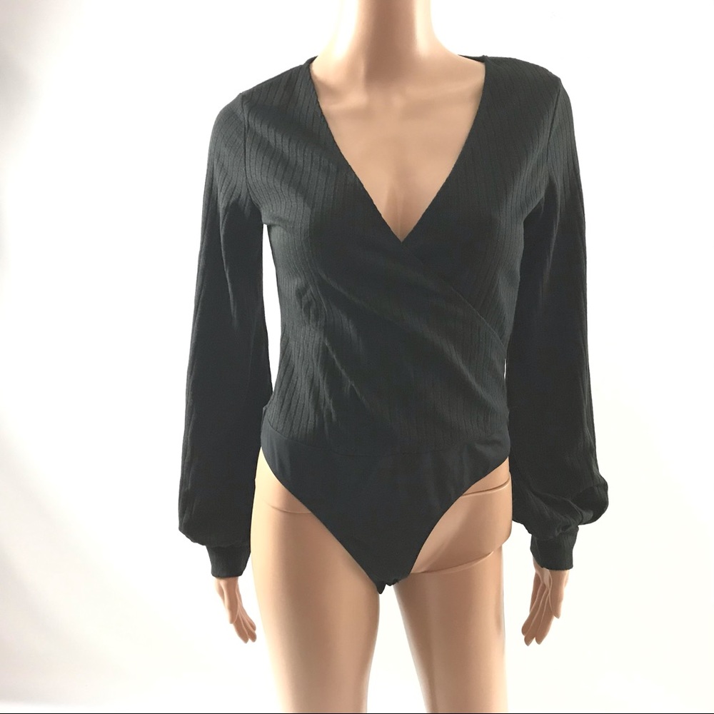 Fanco Women's Bodysuit Blouse Size S Black Wrap